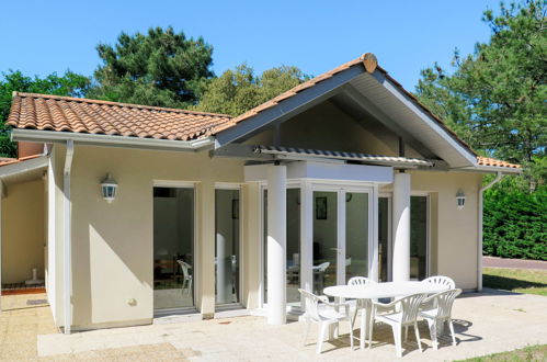 Foto 6 - Casa de 4 quartos em Lacanau com piscina privada e terraço