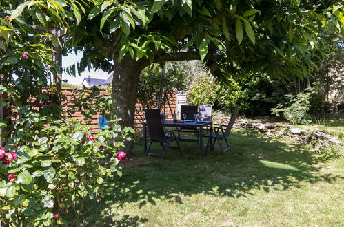 Photo 19 - Maison de 1 chambre à Locquirec avec jardin et terrasse