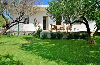 Photo 2 - Maison de 2 chambres à Selca avec jardin et terrasse