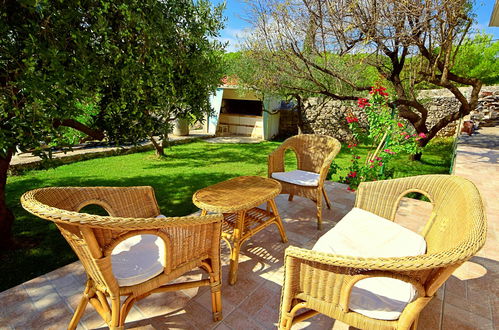 Photo 8 - Maison de 2 chambres à Selca avec jardin et terrasse