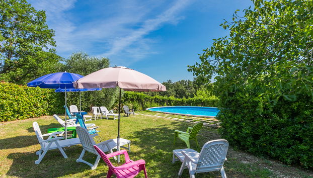 Appartamento con 2 camere da letto a Follonica con piscina e giardino - Foto 3