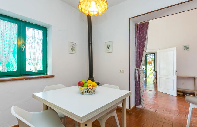 Apartamento de 2 quartos em Follonica com piscina e jardim - Foto 9