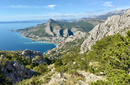 Foto 21 - Appartamento con 2 camere da letto a Omiš con piscina