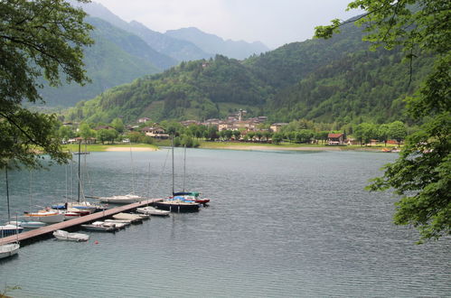 Foto 41 - Apartment mit 2 Schlafzimmern in Ledro mit schwimmbad und blick auf die berge