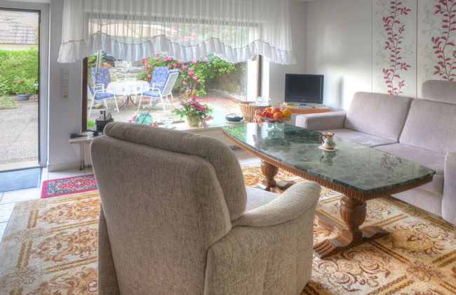 Apartamento de 3 quartos em Schieder-Schwalenberg com jardim e terraço - Foto 2