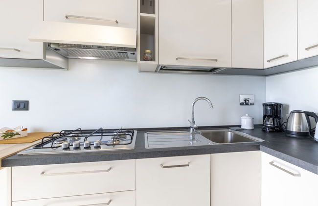 Apartamento de 2 quartos em Cipressa com piscina e jardim - Foto 17