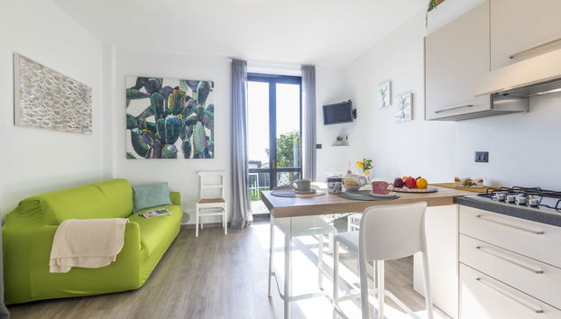 Appartamento con 2 camere da letto a Cipressa con piscina e giardino - Foto 2