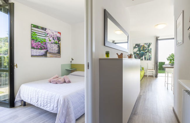 Apartamento de 2 quartos em Cipressa com piscina e jardim - Foto 9