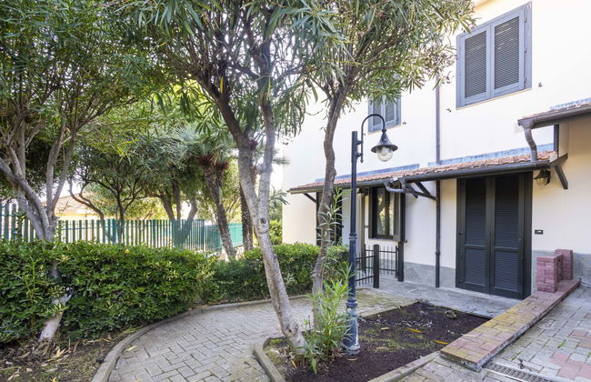 Apartamento de 2 quartos em Cipressa com piscina e jardim - Foto 34