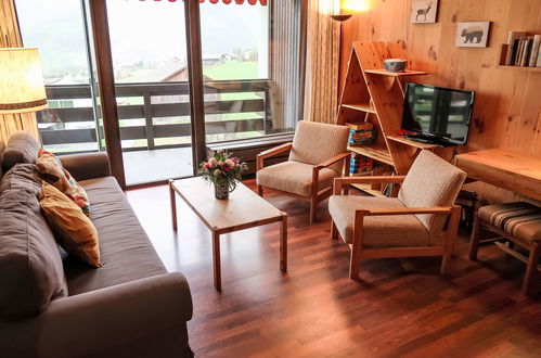 Photo 2 - 1 bedroom Apartment in Disentis/Mustér with swimming pool and garden