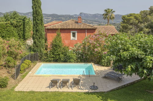 Foto 28 - Casa con 3 camere da letto a La Cadière-d'Azur con piscina privata e vista mare