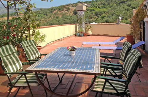 Foto 18 - Appartamento con 2 camere da letto a Moneglia con terrazza e vista mare