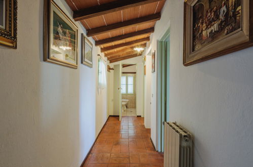 Photo 20 - 3 bedroom House in Camaiore with garden and terrace