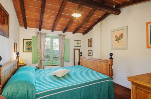 Foto 18 - Casa con 3 camere da letto a Camaiore con terrazza e vista mare