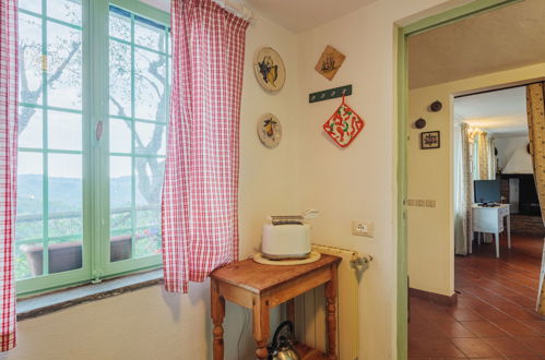 Foto 12 - Casa con 3 camere da letto a Camaiore con terrazza e vista mare