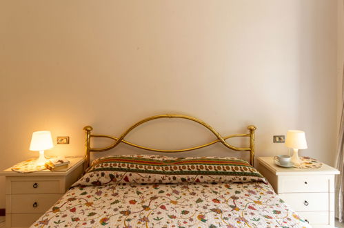 Foto 15 - Apartment mit 3 Schlafzimmern in Castelveccana mit blick auf die berge