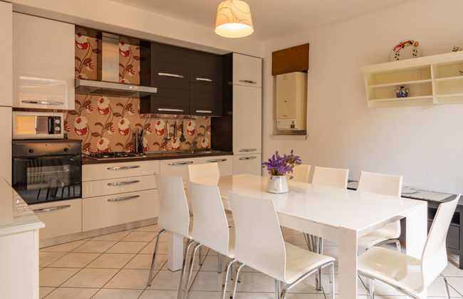 Apartamento de 3 quartos em Castelveccana com jardim - Foto 4