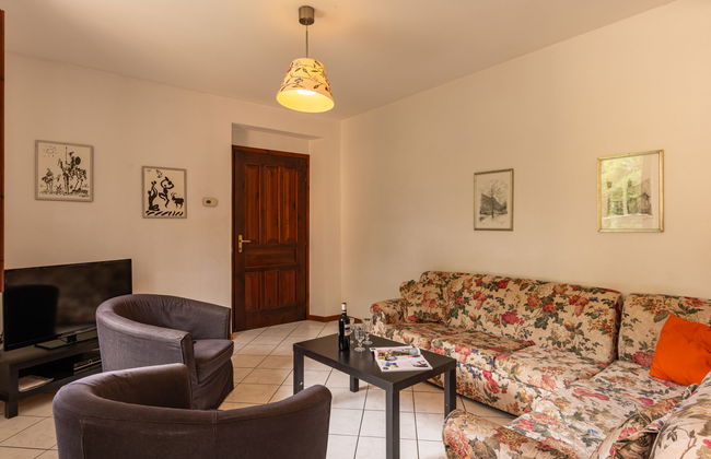 Apartamento de 3 quartos em Castelveccana com jardim - Foto 7