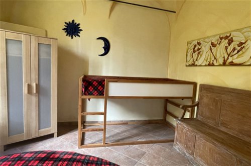 Foto 5 - Appartamento con 3 camere da letto a Finale Ligure con vista mare