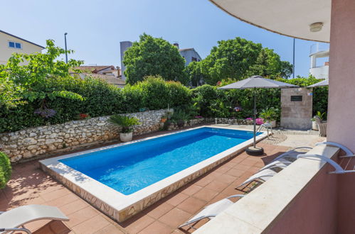 Foto 28 - Apartamento de 2 habitaciones en Rovinj con piscina y vistas al mar