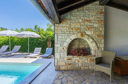 Photo 13 - Maison de 2 chambres à Pićan avec piscine privée et jardin