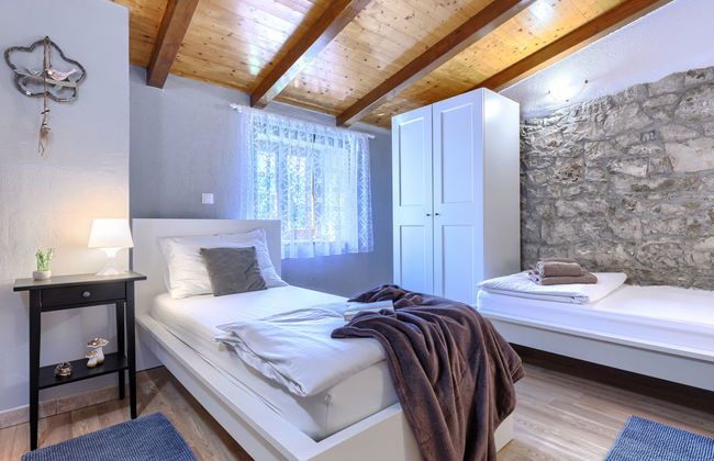 Casa de 2 quartos em Pićan com piscina privada e jardim - Foto 18