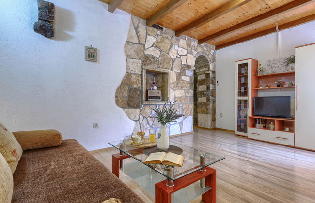 Casa de 2 quartos em Pićan com piscina privada e jardim - Foto 4