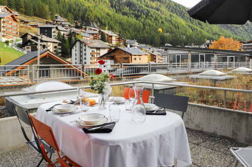 Foto 3 - Apartamento de 1 quarto em Zermatt com terraço