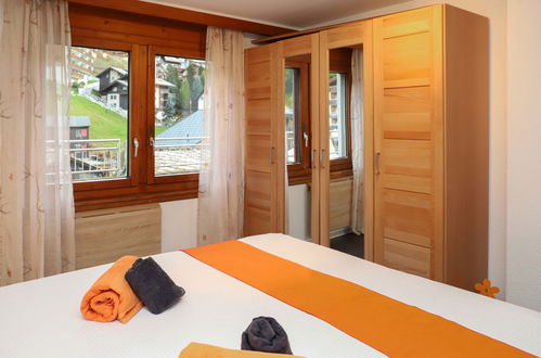 Foto 10 - Appartamento con 1 camera da letto a Zermatt con terrazza