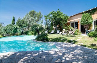 Foto 1 - Casa de 4 habitaciones en Garéoult con piscina privada y jardín