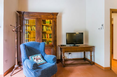 Photo 31 - 6 bedroom House in Bagno a Ripoli with private pool and garden