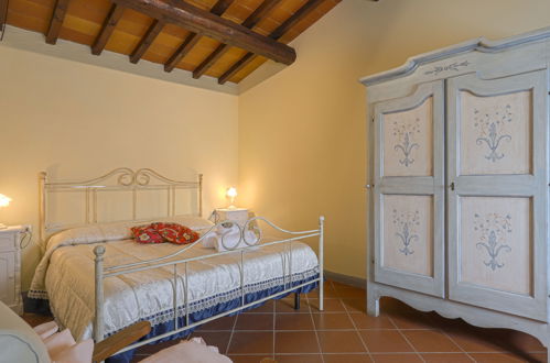 Foto 13 - Haus mit 2 Schlafzimmern in San Casciano in Val di Pesa mit privater pool und garten