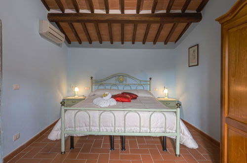 Foto 16 - Casa con 2 camere da letto a San Casciano in Val di Pesa con piscina privata e giardino