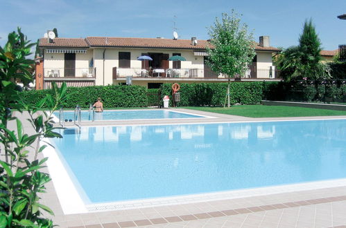 Foto 1 - Appartamento con 1 camera da letto a Lazise con piscina e vista sulle montagne