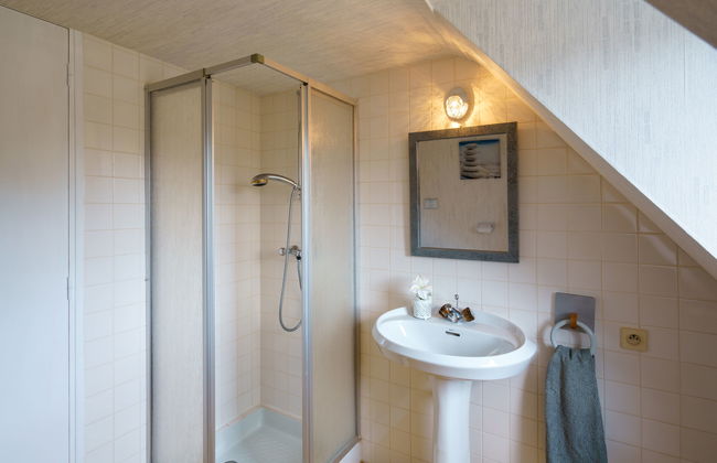 3 bedroom House in Peumerit with garden and terrace - Photo 25