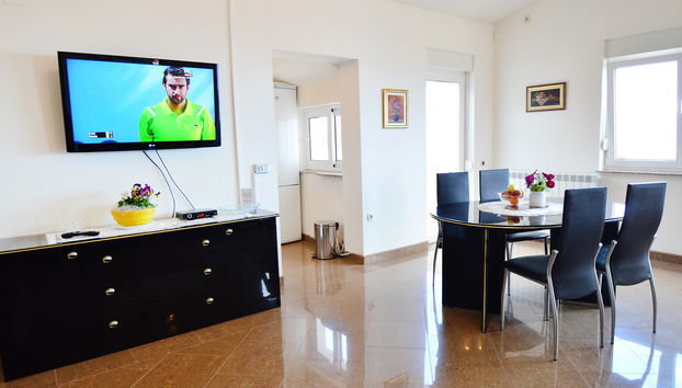 Apartment mit 3 Schlafzimmern in Opatija mit schwimmbad und garten - Foto 4