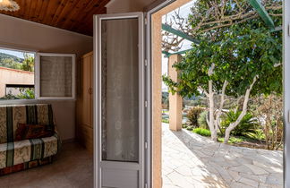 Photo 3 - Maison de 2 chambres à Coti-Chiavari avec piscine et jardin