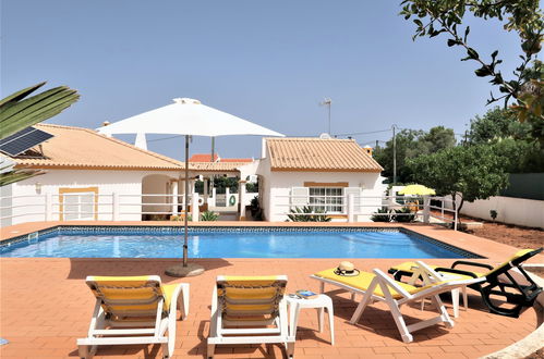 Foto 42 - Haus mit 1 Schlafzimmer in Albufeira mit privater pool und garten