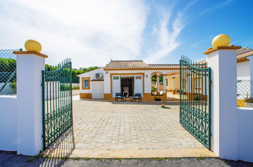 Foto 6 - Haus mit 1 Schlafzimmer in Albufeira mit privater pool und garten