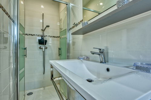 Foto 20 - Casa de 5 quartos em Vensac com piscina privada e jardim