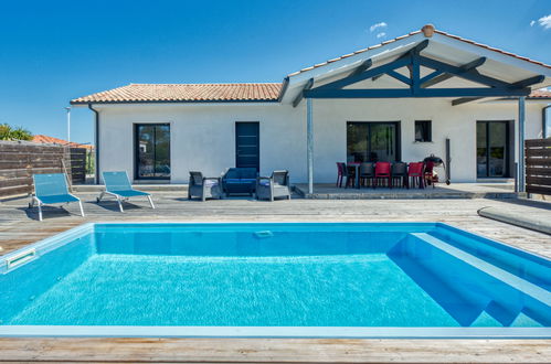 Photo 1 - Maison de 5 chambres à Vensac avec piscine privée et jardin