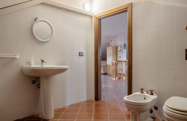 Casa de 5 quartos em Marsala com piscina privada e jardim - Foto 31