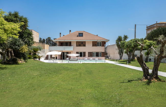 Casa de 5 quartos em Marsala com piscina privada e jardim - Foto 43