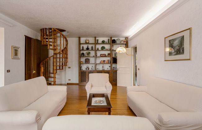 Casa de 5 quartos em Marsala com piscina privada e jardim - Foto 8