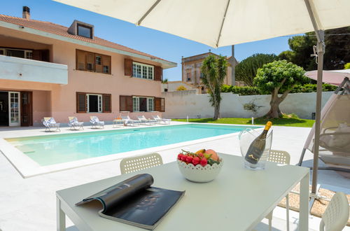 Photo 3 - Maison de 3 chambres à Marsala avec piscine privée et vues à la mer