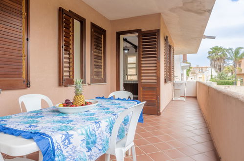 Photo 17 - Maison de 3 chambres à Marsala avec piscine privée et jardin