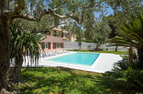 Foto 42 - Casa de 3 habitaciones en Marsala con piscina privada y jardín