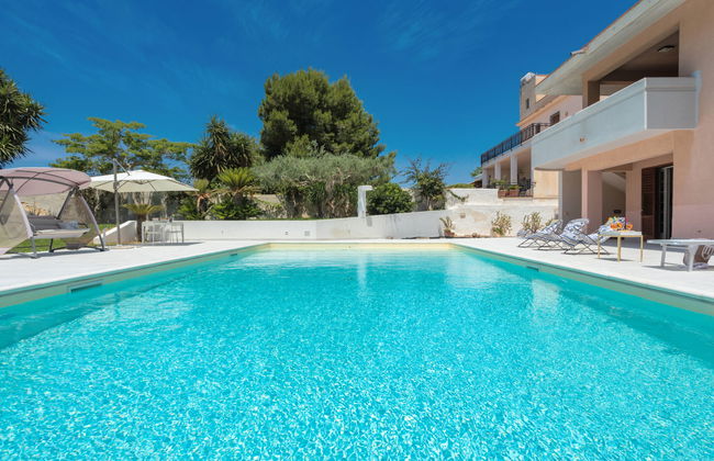 Casa de 5 quartos em Marsala com piscina privada e jardim - Foto 39