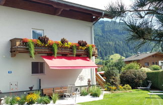 Foto 2 - Appartamento con 2 camere da letto a Maishofen con giardino e vista sulle montagne