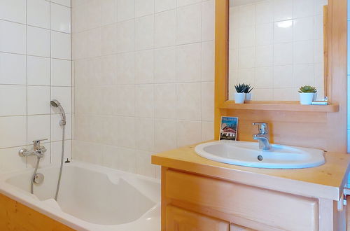 Foto 15 - Appartamento con 2 camere da letto a Saint-Gervais-les-Bains